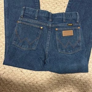 Wrangler cowboy cut jeans 28x 32